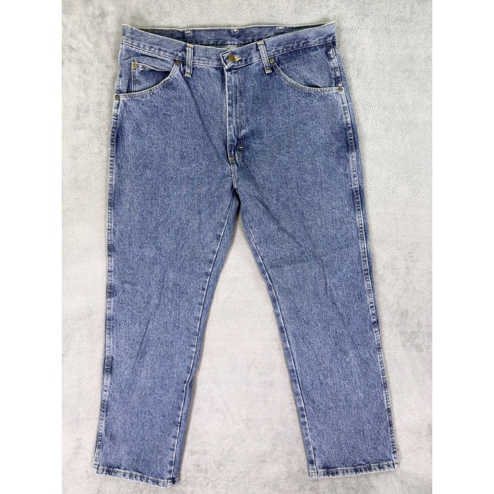 New Wrangler Blues Jeans Mens 36x30 Blue Straight Classic Medium Wash Denim